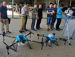 Drone perlindungan tanaman agr membuat sayuran tumbuh lebih bebas khawatir